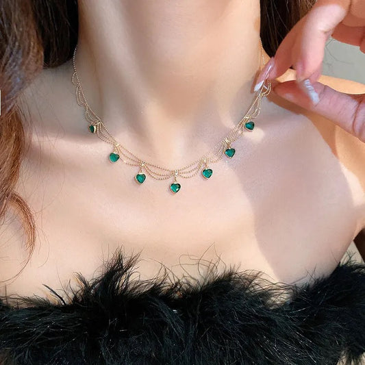 COLLAR ESMERALDAS DE LA ETERNA JUVENTUD